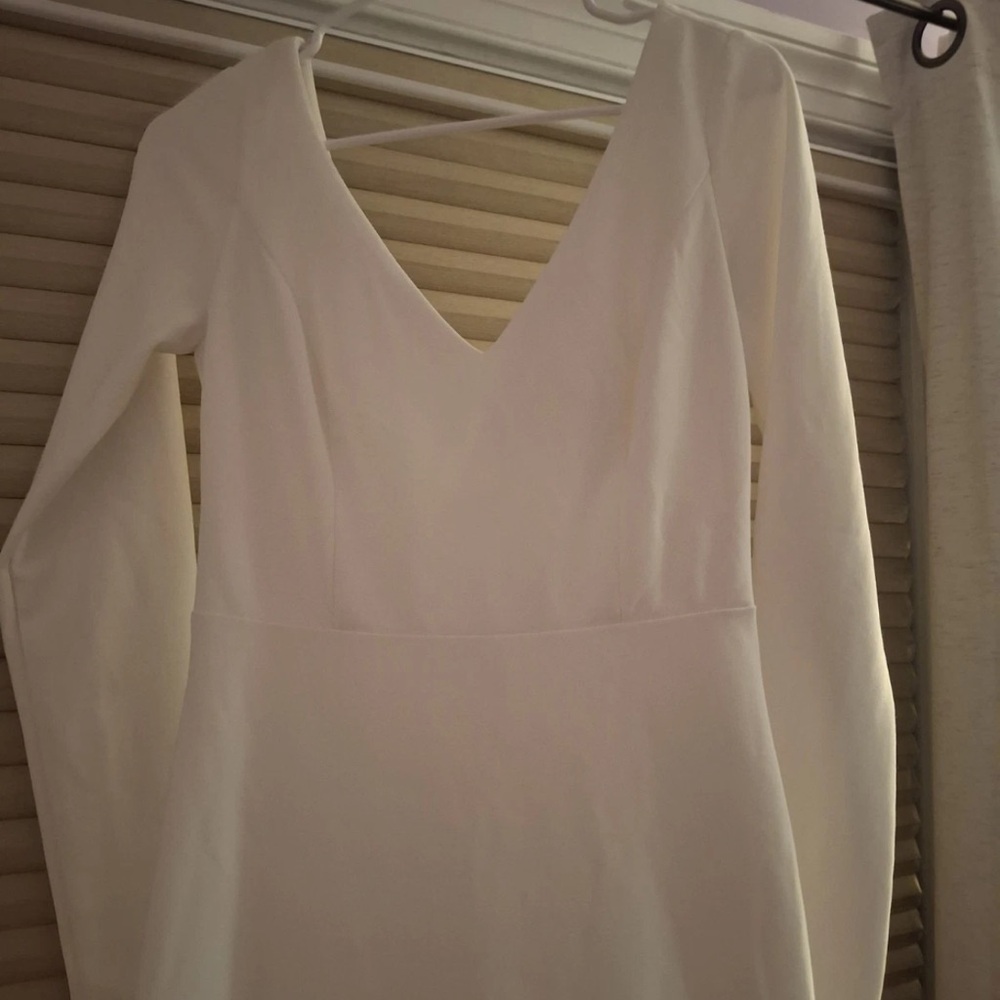 Lulu's Classic White Long Sleeve Dress